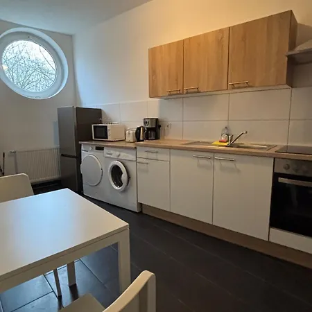 Aparthotel Four Aparhotel Mit Parkplatz, Kueche, Waschmaschine Und Trockner Marl