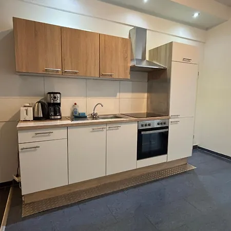 Four Boardinghouse Mit Parkplatz, Kueche, Waschmaschine Und Trockner 3* Марль