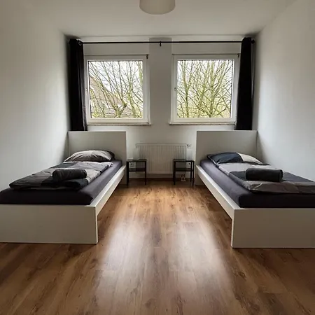 Four Aparhotel Mit Parkplatz, Kueche, Waschmaschine Und Trockner Aparthotel