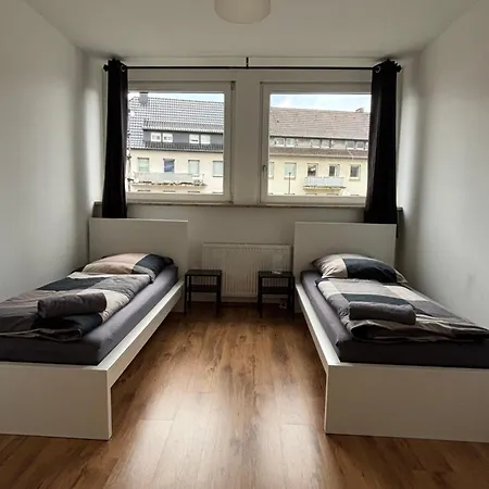 Апарт-отель Four Boardinghouse Mit Parkplatz, Kueche, Waschmaschine Und Trockner